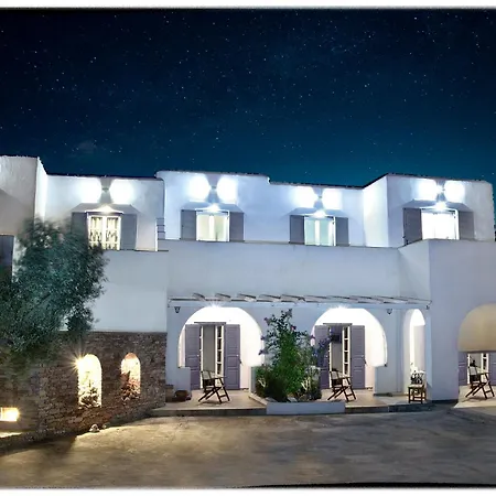 Theasis Sifnos 公寓 *