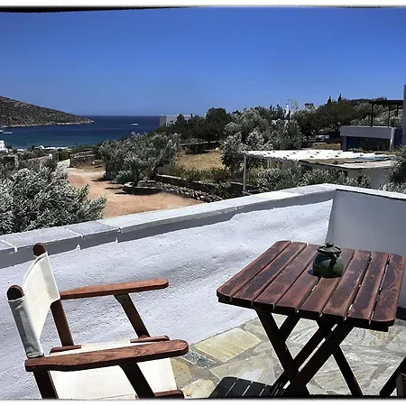 Theasis Sifnos 公寓 *
