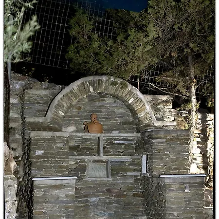 Theasis Sifnos