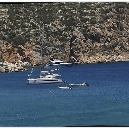 Theasis Sifnos 公寓