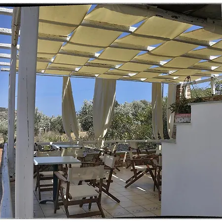 公寓 Theasis Sifnos